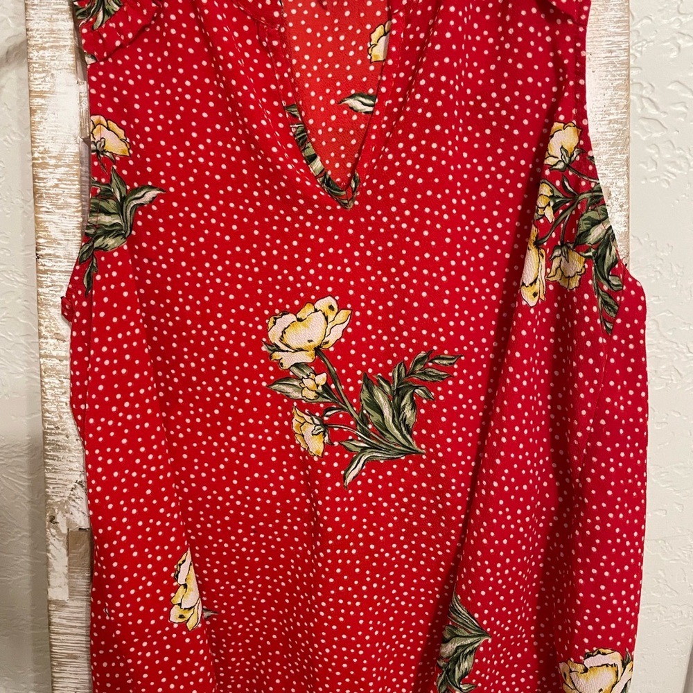 Floral Red Sleeveless Top